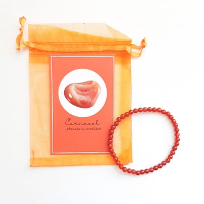 Edelsteen armband in zakje ''carneool'' motivatie en creativiteit, 6mm kralen, elastisch, cadeautje
