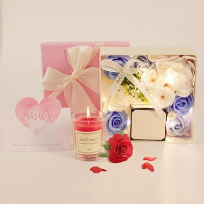 Zeep Bloemen Doos - Aromatische Cadeau - Cadeau Geven - Met LED Verlichting - 15x15x7.5 cm - Bloesem Blauw