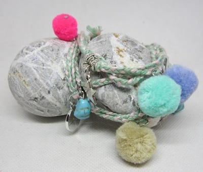 ZoeZo Design - Ibiza - Boho - wikkel - armband - stof - verstelbaar - L 31 cm - mint - roze -multi - met bedeltjes
