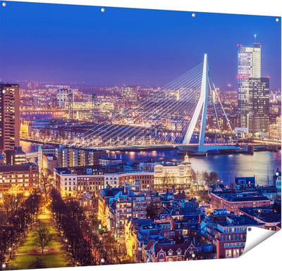 Gards Tuinposter Rotterdamse Skyline met de Erasmusbrug - 150x120 cm - Tuindoek - Tuindecoratie - Wanddecoratie buiten - Tuinschilderij