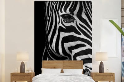 Behang - Fotobehang Dieren - Zebra - Zwart - Wit - Breedte 225 cm x hoogte 350 cm