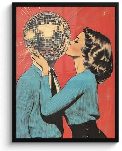 Poster in lijst - Fotolijst 50x70 cm - Posters - Vrouw - Retro - Discobal - Kus - Posterlijst zwart - Decoratie - Wanddecoratie woonkamer - Muurdecoratie slaapkamer