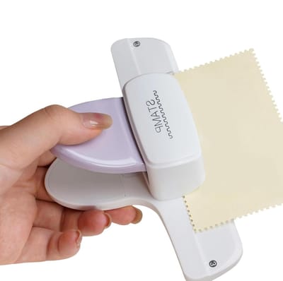 Handmatige Ponsmachine - Papier Stansapparaat - Kaarten Maken - Hoge Precisie Snede - 16 x 9.2 x 6 cm - Wit