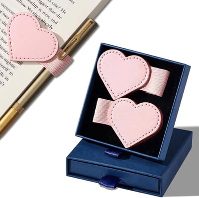 Set van 2 Hartvormige Magnetische Boekenleggers van Leer met Pennenhouder, Perfect Cadeau voor Boekenliefhebbers en Vrouwen, Roze Boekenaccessoires