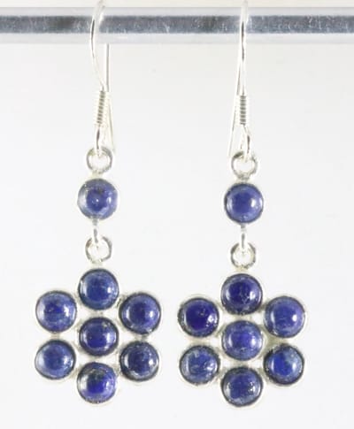 Lange bloemvormige zilveren oorbellen met lapis lazuli