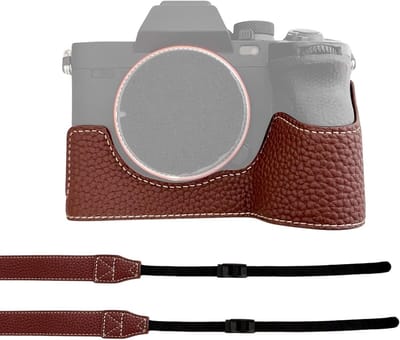 Half Camera Case van PU Leer met Schouderriem en Handvat voor Sony A7M4/A7R5/A7S3/A1 - Bescherming, Stijl en Functionaliteit in Koffiekleur