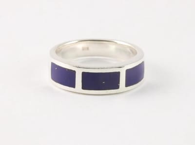 Zilveren ring met lapis lazuli - maat 22