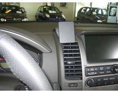 Brodit ProClip houder geschikt voor Nissan Frontier/ King Cab/ Navara/ Pathfinder Center mount