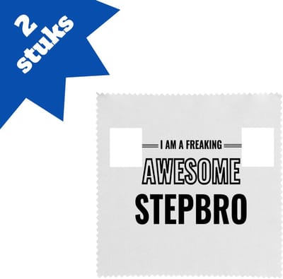 Akyol - i am a freaking awesome stepbro brillendoekjes - Broer - de meest geweldigste stiefbroer - verjaardagscadeau - verjaardag - cadeau - cadeautje voor broer - broer artikelen - kado - geschenk - gift - 17,8 bij 17,8 cm - 2 stuks