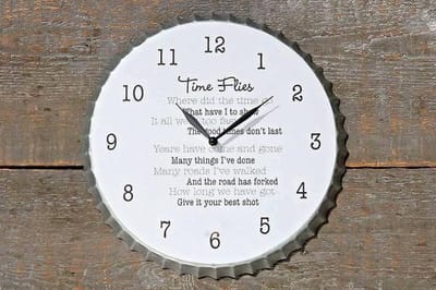 Wandklok Time Flies wit D25cm