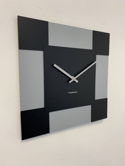 ChantalBrandO Wandklok TOSCANE PIAZZA NERO Modern Design