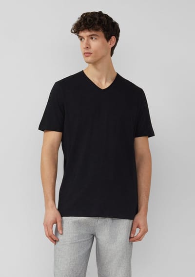 s.Oliver - male - Shirt van vlamgaren met open rand bij de halslijn
