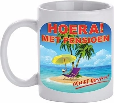 Pensioen thema kado beker / mok 300 ml - Met pensioen cadeau feestartikelen - Luilekkerland