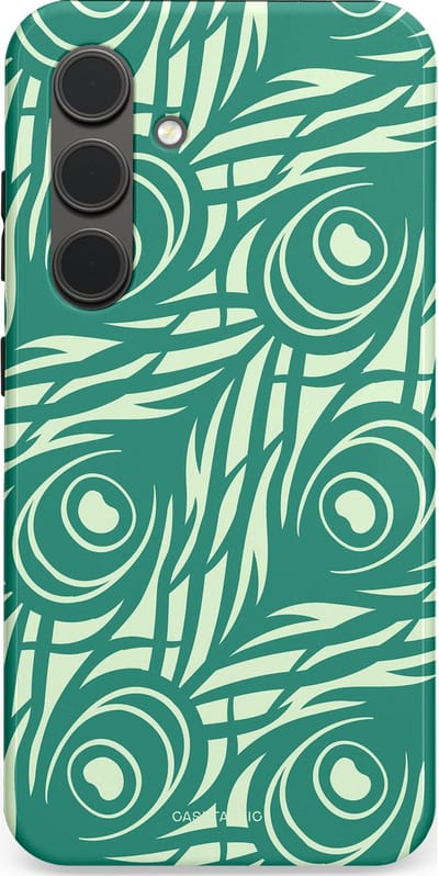 Casetastic hoesje geschikt voor Samsung Galaxy S24 - Dubbellaagse bescherming - Troste Turquoise Pauw Veren - Fashion Case - Turquoise Mintgroen Crème