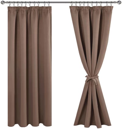 Unyqoos® Stijlvolle Verduisteringsgordijnen met Plooiband voor Slaapkamer en Woonkamer, Set van 2 in Kaki