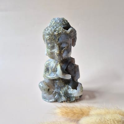XL Druzy Mosagaat Buddha 15cm hoge geslepen Edelsteen Statement Piece 850g
