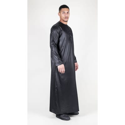 Heren zwarte Thobe gewaad satijn Emirati islamitische Jubba Eid normale pasvorm