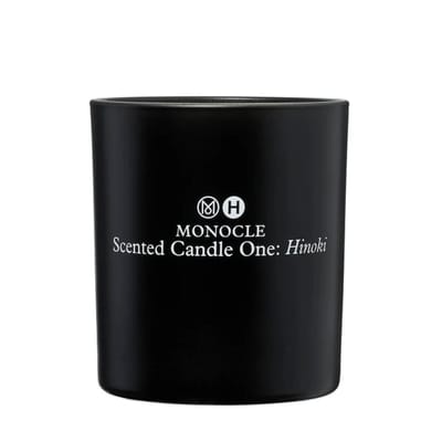 Comme des Garçons Monocle Hinoki Kaars 165 gr.