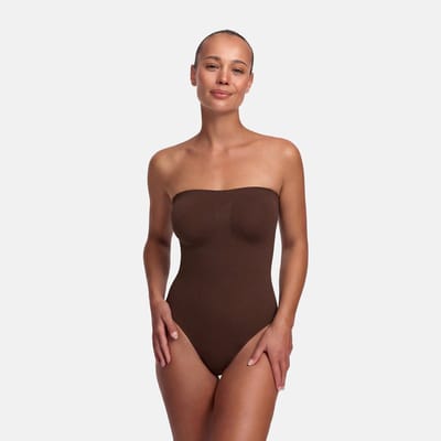 cfab - Strapless corrigerende bodysuit met bijpassend slipje - Bruin XS - Corrigerende Body - Naadlos - corrigerend ondergoed dames