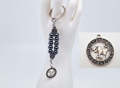 Handgemaakte Natuurstenen Sleutelhanger "Hematiet "- Met metaal hanger - 8 mm diameter van de korrel- Mooie accessoire en decoratie voor de auto-Vaderdag Cadeau -Moderdag Cadeau - Cadeau vrienden