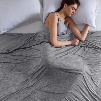 Famanu – Koeldeken voor de zomer, lichtgewicht dubbelzijdige deken met rayon van bamboe en Arc-Chill koelvezel, 220 x 240 cm, grijs