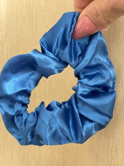 Scrunchie met LED lichtjes - blauw – Licht Scrunchie – Scrunchie LED