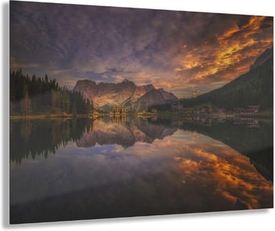Indoorart - Glasschilderij Misurina zonsondergang 60x40 CM - Afbeelding op plexiglas - Inclusief montagemateriaal