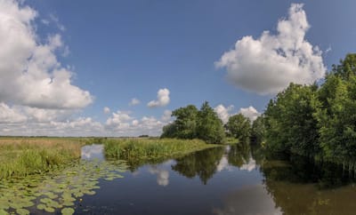 Fotobehang Riviertje de Meije Woerdense Verlaat 250 x 260 cm - € 175,--