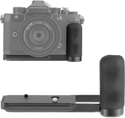 Ergonomische Zijklem voor Nikon ZF Camera met L-vormige Handgreep en Arca Swiss Type Plaat voor Gimbal Stabilizers zoals DJI RS2, RS3 en RS3-PRO, Zwart