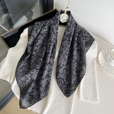 Luxe Zijden Sjaal Vierkante Sjaal Voor Vrouwen Satijn Mode Print Hijab Wraps Neckerchief Vrouwelijke Haarbanden Lint Hoofdband Bandana gray