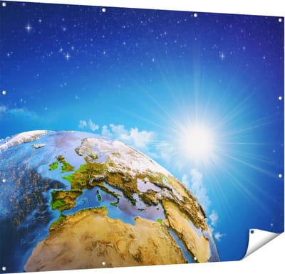 Gards Tuinposter Aarde vanuit de Ruimte op Europa - 150x120 cm - Tuindoek - Tuindecoratie - Wanddecoratie buiten - Tuinschilderij