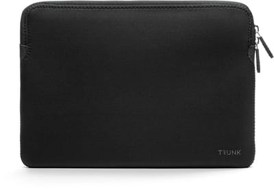 Trunk Neoprene Sleeve MacBook Air 15 – Stevige Neopreen Mix Buitenlaag – Zacht en Pluizig Interieur – Duurzame Niet-Krassende Nylon YKK-Rits - Zwart