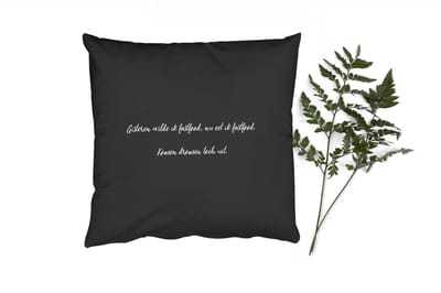 Sierkussens - Kussentjes Woonkamer - 50x50 cm - Quotes - Spreuken - Gisteren wilde ik fastfood - Fastfood lover - Eten