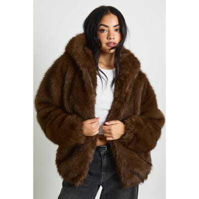 boohoo Dames Premium Kunstbont Kapmutsjas | Chocolate | Maat: 14