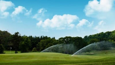 Hunter - G995 - pop-up 7 -5 cm - instelbare sproeier - 1 1 -2" bi.dr. voor Acme swing - instelbare hoek - 40° - 360° - met - kunststof - riser - drukregelaar 5 -5 bar - elektrische afsluiter 24 VAC - incl. 8 nozzles