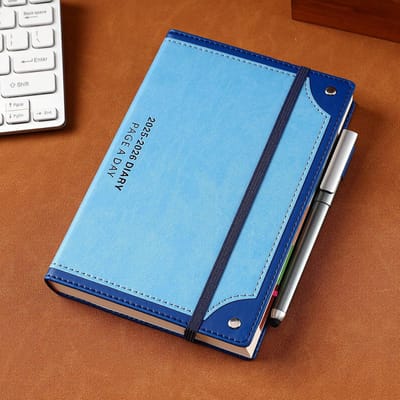 Famanu Academisch dagboek 2025-2026 A5 pagina per dag, hardcover dagelijkse planner 25/26 met pen, stickers, kleurrijke maandelijkse tabbladen, 2025-2026 dagboek loopt 25 juli - juni 26