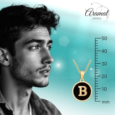 Aramat Jewels | Halskettingen | Stalen letter Ketting in goudkleur met zwart | C | |1,5mm | Staal | Volwassenen | Verkleurd niet