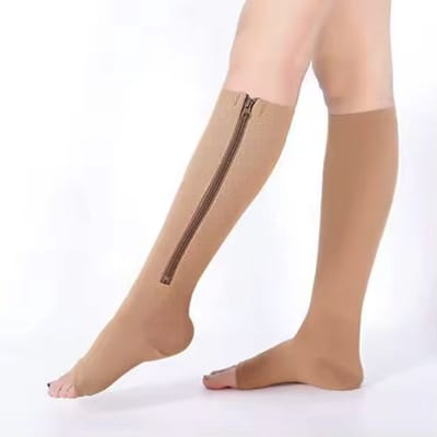 CHPN - Compressiekousen - Steunkousen met rits - 1 paar - Hoge sokken - Vliegsokken - Beter bloedsomloop - Unisex - Beige - Maat L/XL - Warme kuiten tijdens het lopen