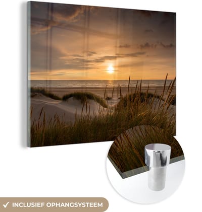 MuchoWow® Glasschilderij 120x90 cm - Schilderij acrylglas - Strand - Kleuren - Europa - Foto op glas - Muurdecoratie woonkamer - Wanddecoratie slaapkamer - Schilderijen