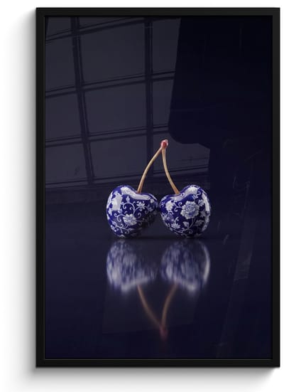 Poster in lijst - Fotolijst 60x90 cm - Posters - Porselein- Kersen - Delfts - Blauw - Posterlijst zwart - Decoratie - Wanddecoratie woonkamer - Muurdecoratie slaapkamer
