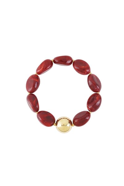 Kralen armband Bordeaux rood grote ovale acryl kralen gouden accent