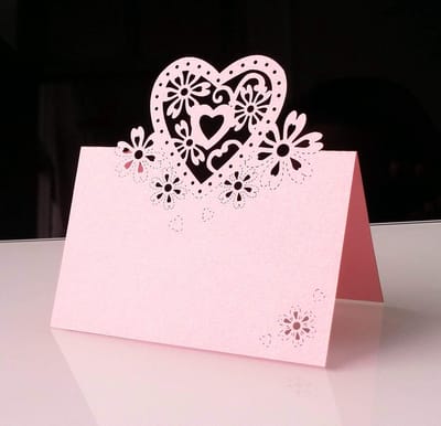 Golden crown - Hartvormige Tafelnummers - Bruiloft Decoratie - Roze - Tafelkaarten - Geschikt voor Bruiloften - 20 Stuks