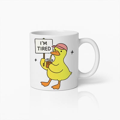 Grappige Eend Koffiemok 330ml – “Ik Ben Moe” – Schattig & Herkenbaar Cadeau voor Dierenliefhebbers en Kantoor