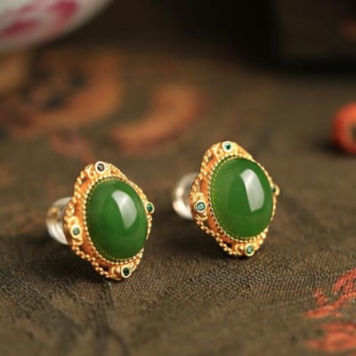 Klassieke Oude Gouden Ambacht Oorbellen voor vrouwen Natuurlijke Hotan Jade Ovale stekeroorbellen Klassieke Exquise Retro Sieraden brown