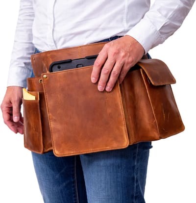 Heupschort 3-delig links voor IPad, pin-divice en horeca portemonnee Cognac 6623C