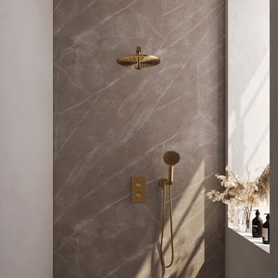 Brauer Gold Carving thermostatische inbouw regendouche 3-weg omstelling SET 32 met 30 cm douchekop en rechte muurarm en 3-standen handdouche en doucheslang en wandaansluitbocht goud geborsteld PVD