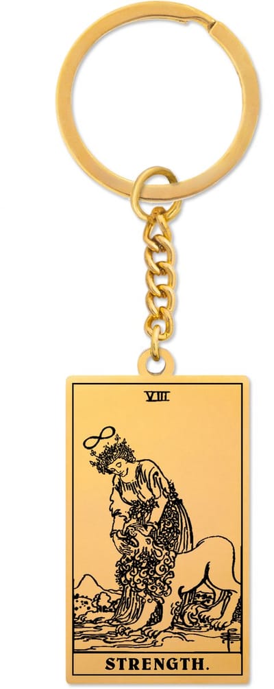 Tarot Sleutelhanger VIII: Kracht / Strength - Goudkleurig Stainless Steel - Grote Arcana uit Rider-Waite Geïnspireerd - Pax Amare