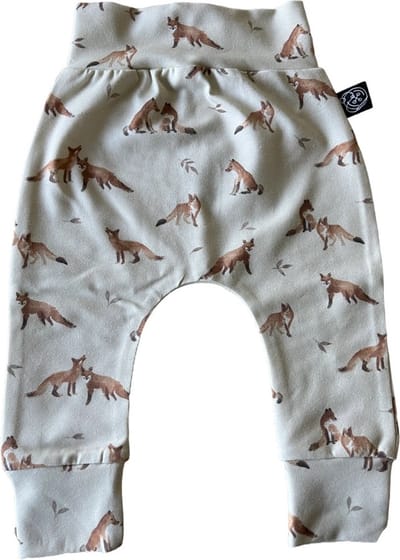 Broekje Fox Grey Leaves - Beige/Oranjebruin - Broekiezzz - Maat 62 - Biologisch katoen