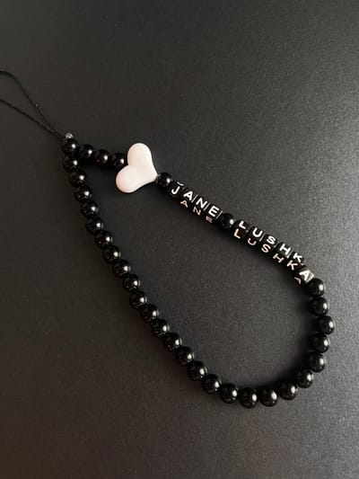 Jane Lushka Phone Charm | Black - Black / One size