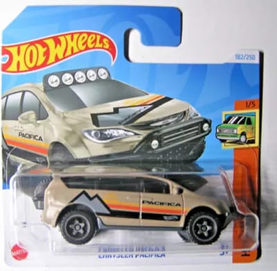 HOT WHEELS CHRYSLER PACIFICA BROWN 182/250 HW VANS 1/5